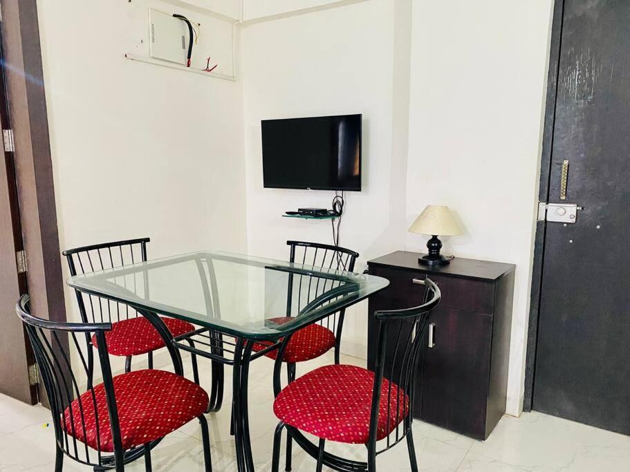 Peaceful Entire 2 Bhk Free Wi Fi Parking Kharadi *
