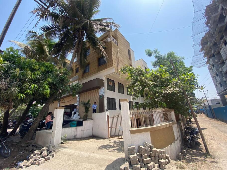 Peaceful Entire 2 Bhk Free Wi Fi Parking Kharadi *