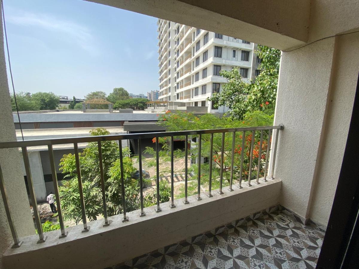 Peaceful Entire 2 Bhk Free Wi Fi Parking Kharadi Apartment *